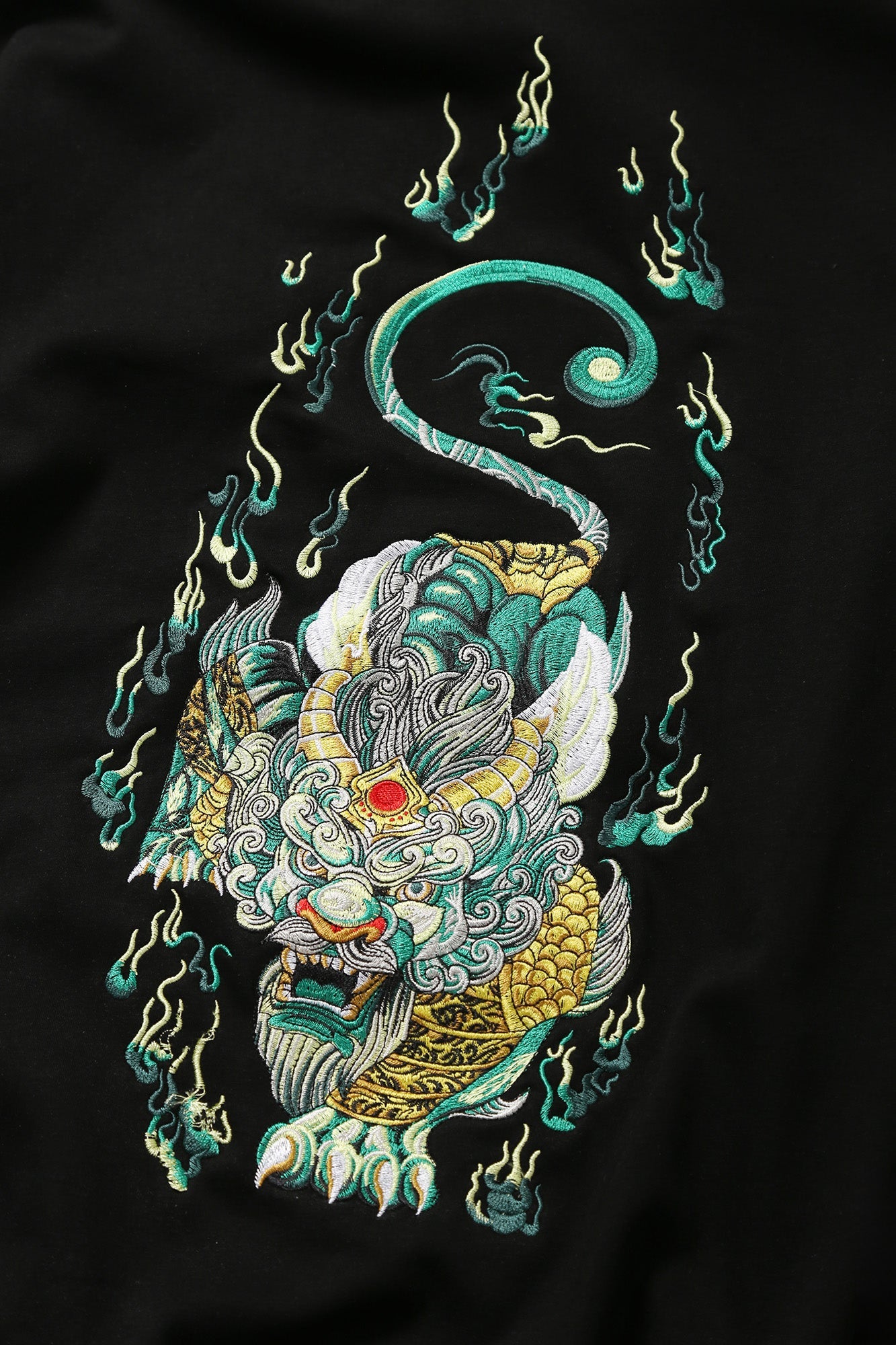 SW9007 Emerald Kirin Embroidery Sweater